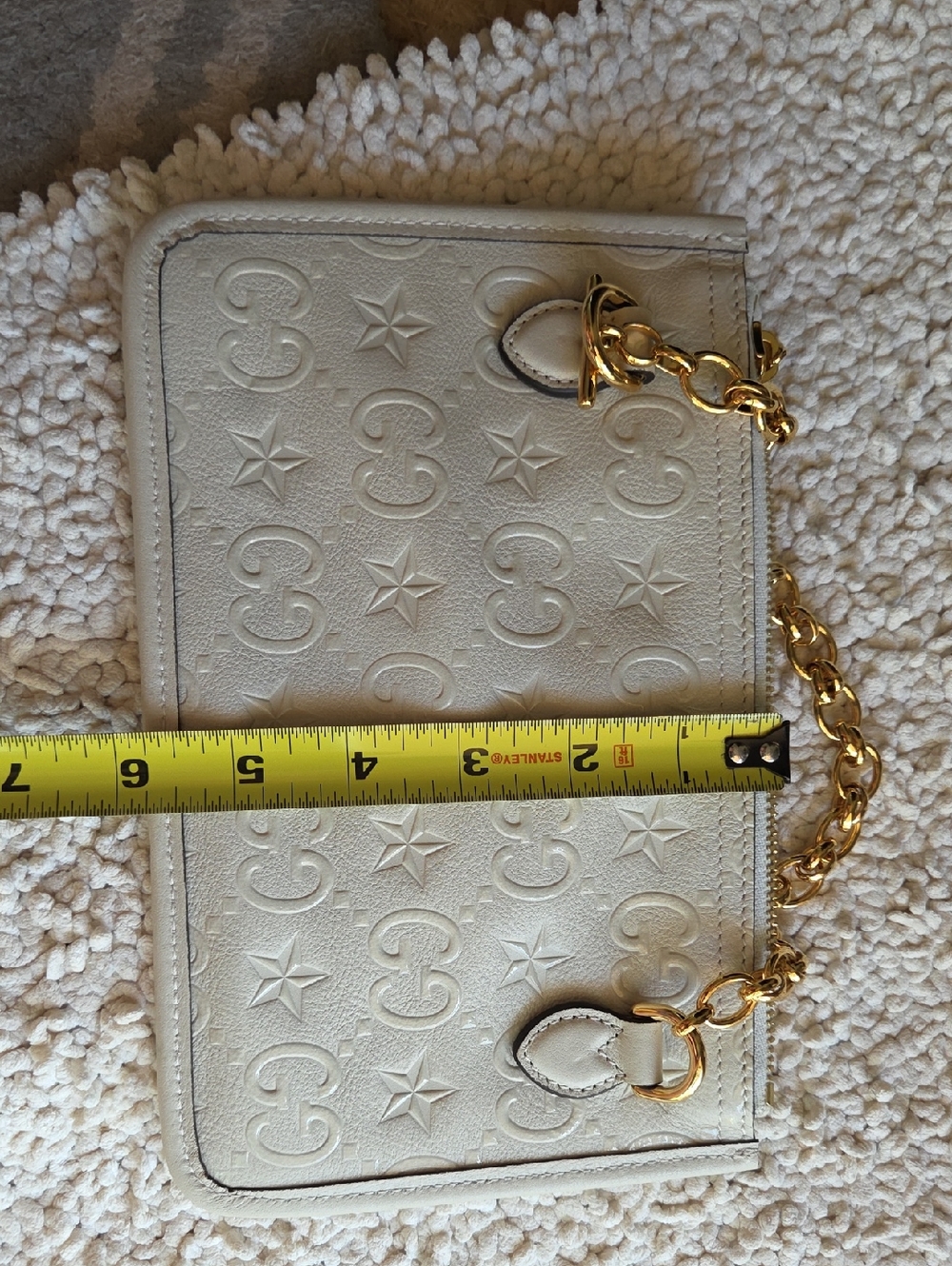 Gucci White Embossed Leather Chain Handle Wristlet - Picture 8 of 9